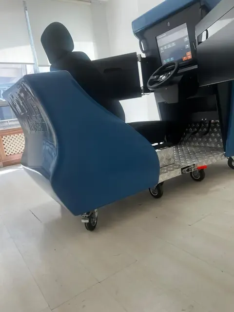 Simülatör direksiyonu